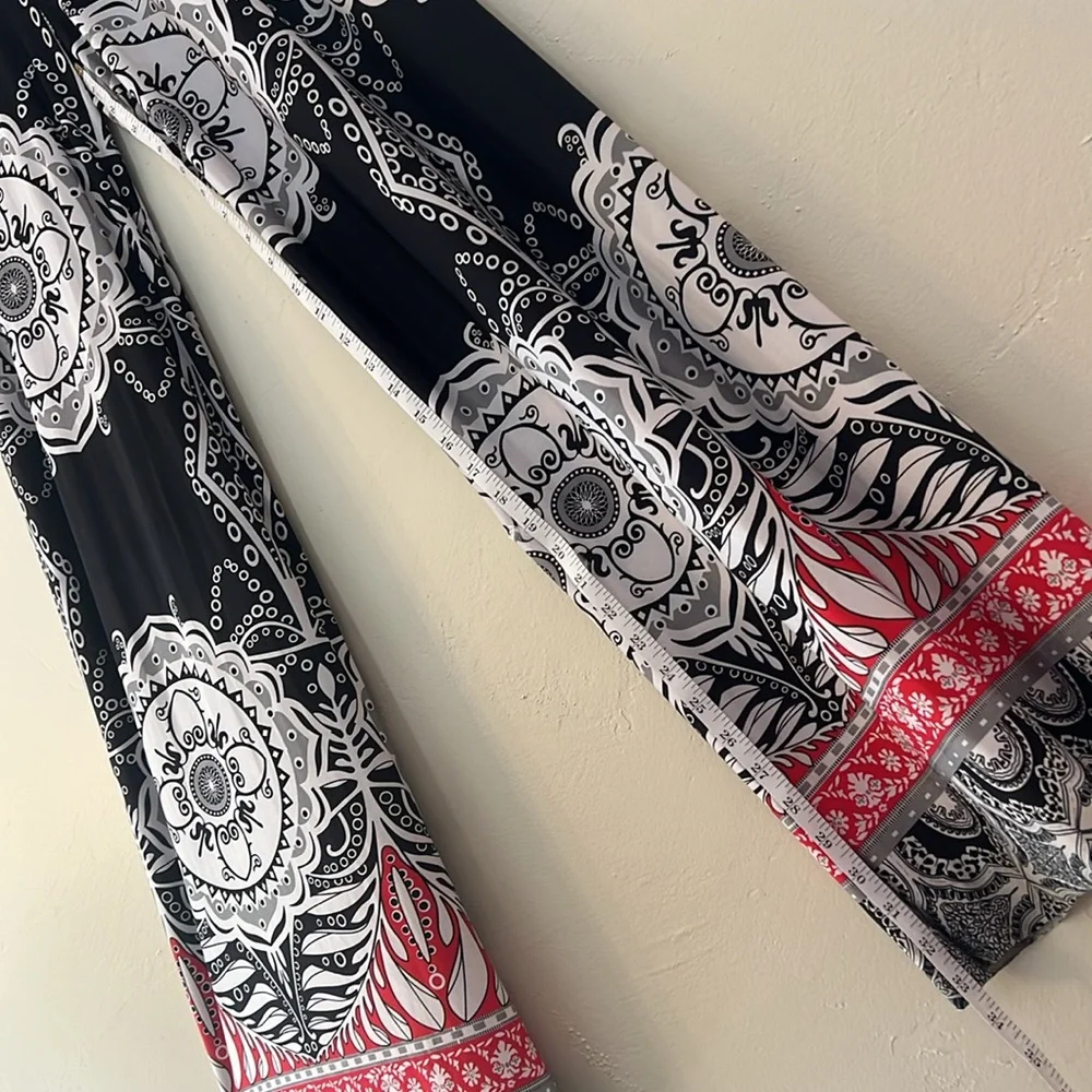Women's Black and White Patterned Pants Medium